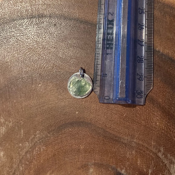 Quartz Bracelet & Moldavite Pendent Set - Picture 5 of 8